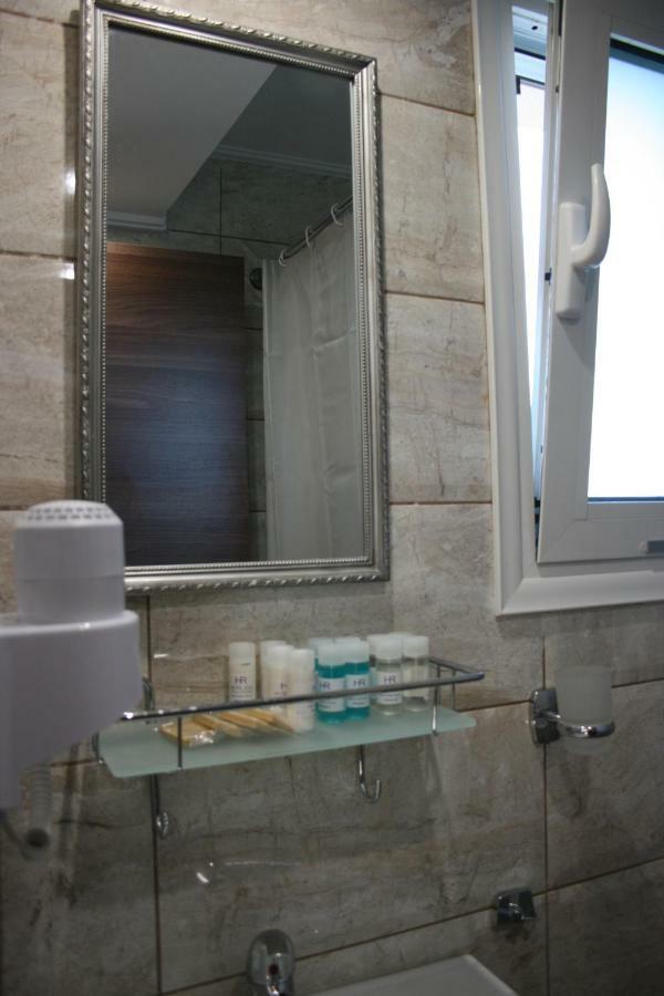 Rea Hotel ปาราเลียกาเตอรีนิส ภายนอก รูปภาพ