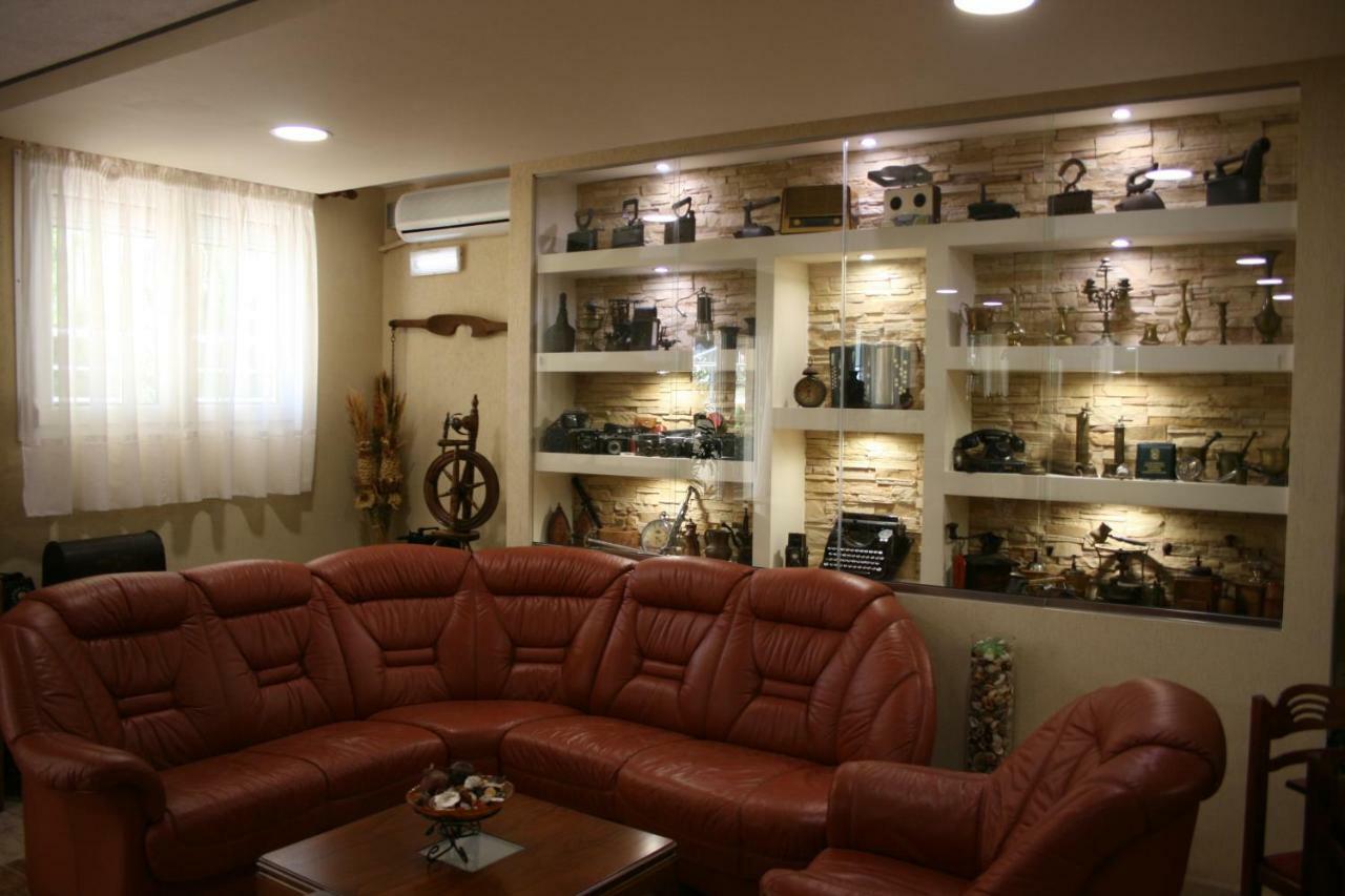 Rea Hotel ปาราเลียกาเตอรีนิส ภายนอก รูปภาพ