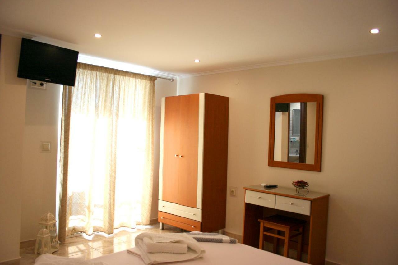Rea Hotel ปาราเลียกาเตอรีนิส ภายนอก รูปภาพ